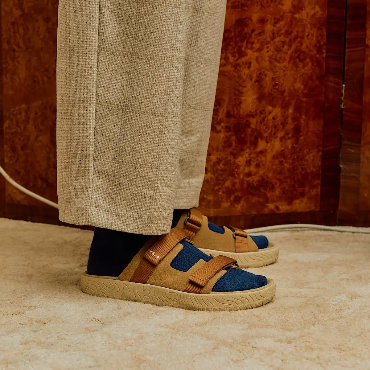 ARPOADOR SUEDE TENT COGNAC